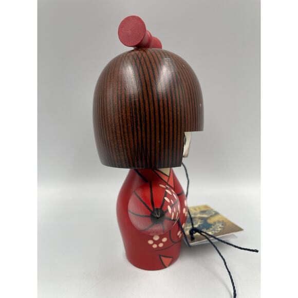 Japanese Kokeshi Wooden Doll 5.5"H Girl Red Kimono Umbrella Ameyadori JAPAN MADE - Picture 7 of 10